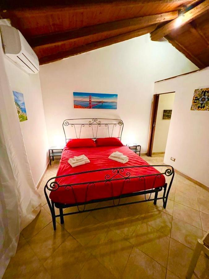 Вілла Etnea House Catania Center Екстер'єр фото